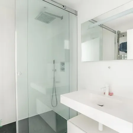 Appartement D'exception En Premiere Ligne Avec Parking